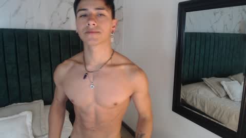 Snapshot of andyjoy_ chatting on 01.07.25 Andy Joy online show from 01.07.25