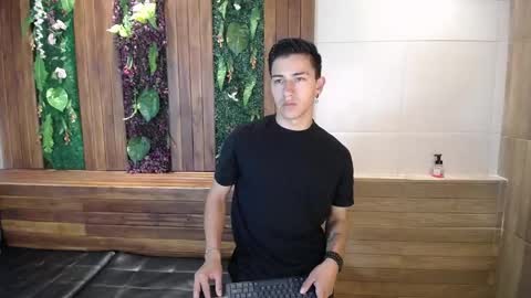 Snapshot of andyjoy_ chatting on 01.09.25 Andy Joy online show from 01.09.25