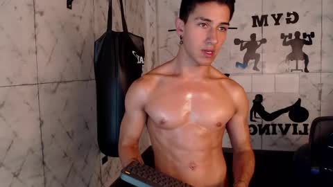 Snapshot of andyjoy_ chatting on 01.11.25 Andy Joy online show from 01.11.25