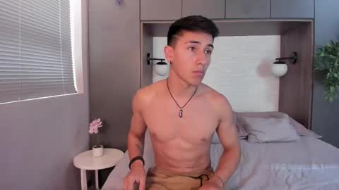 Snapshot of andyjoy_ chatting on 02.10.25 Andy Joy online show from 02.10.25