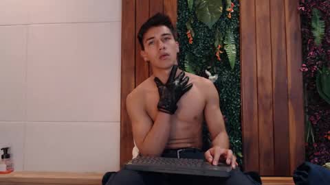 Snapshot of andyjoy_ chatting on 02.19.25 Andy Joy online show from 02.19.25