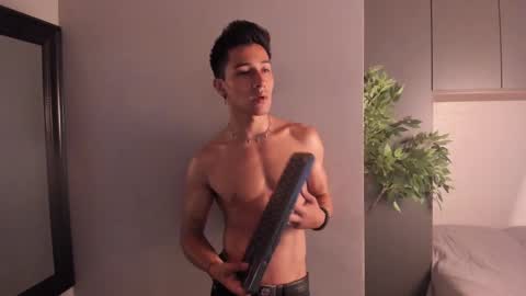 Snapshot of andyjoy_ chatting on 02.20.25 Andy Joy online show from 02.20.25