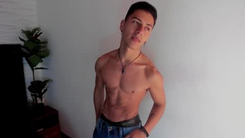 Snapshot of andyjoy_ chatting on 03.07.25 Andy Joy online show from 03.07.25