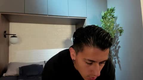 Snapshot of andyjoy_ chatting on 09.11.25 Andy Joy online show from 09.11.25