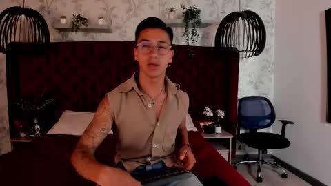 Snapshot of andyjoy_ chatting on 09.24.25 Andy Joy online show from 09.24.25