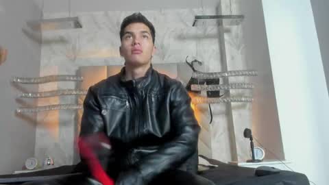 Snapshot of andypalmer_ chatting on 12.12.24 andy palmer online show from 12.12.24
