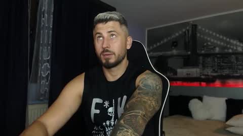 Snapshot of andysoul340 chatting on 10.19.25 Magic Andy online show from 10.19.25