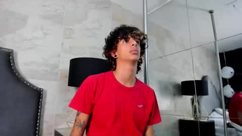 Snapshot of andyxibrat chatting on 10.10.25 andyxibrat online show from 10.10.25