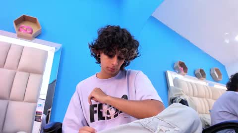 Snapshot of andyxibrat chatting on 10.12.25 andyxibrat online show from 10.12.25