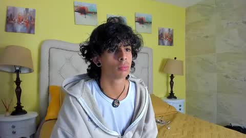 Snapshot of andyxibrat chatting on 10.18.25 andyxibrat online show from 10.18.25