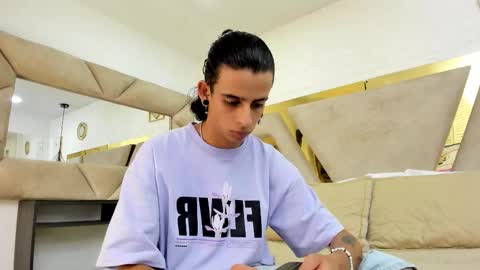 Snapshot of andyxibrat chatting on 10.25.25 andyxibrat online show from 10.25.25