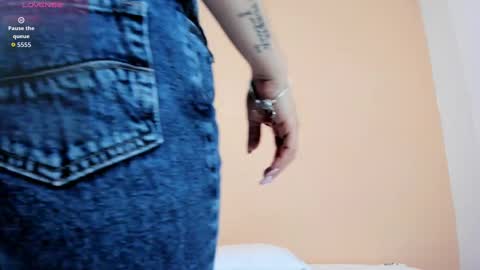 Snapshot of andyylove_jk chatting on 09.10.25 Andy online show from 09.10.25