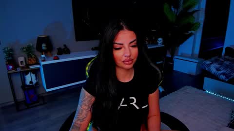 Anne online show from 02.25.26