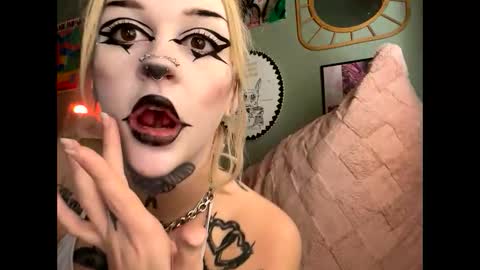 ang3lmorgu3 online show from 12.18.25