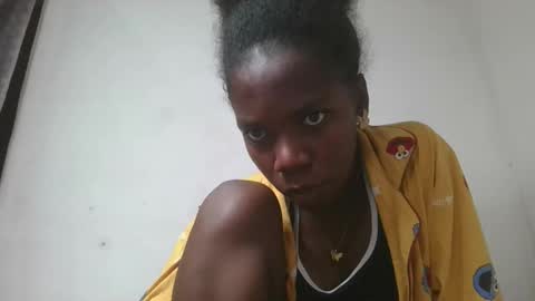 Snapshot of angeeliine chatting on 02.26.26 angeeliine online show from 02.26.26