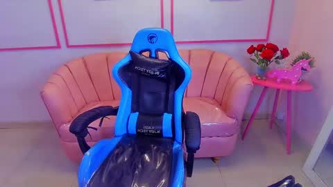 angel09 a online show from 12.20.24