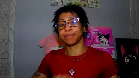 Snapshot of angel0grv chatting on 11.17.25 Angel online show from 11.17.25