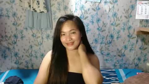 Snapshot of angel_0707 chatting on 01.11.25 Angel online show from 01.11.25