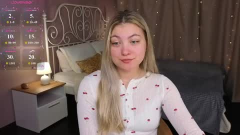 Snapshot of angel__grace chatting on 05.23.26 Grace online show from 05.23.26