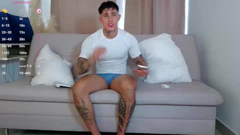 angel_boy01 online show from 11.18.25