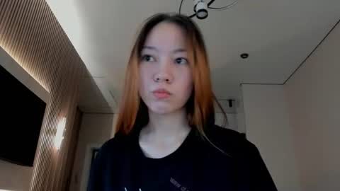 Snapshot of angel_cakee chatting on 07.16.26 Luluu Chu online show from 07.16.26