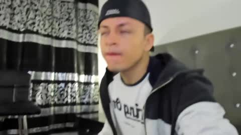 Angel Cuervo online show from 12.28.24