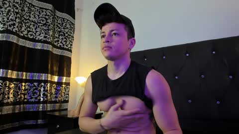 Angel Cuervo online show from 01.10.25