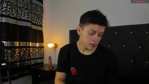 Angel Cuervo online show from 02.12.25