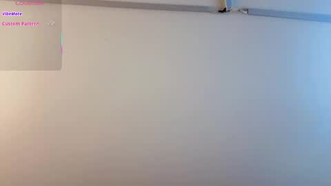 Snapshot of angel_dragun chatting on 10.05.25 Angel-dragun online show from 10.05.25