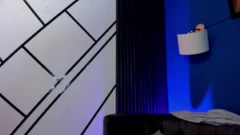 Snapshot of angel_dragun chatting on 10.21.25 Angel-dragun online show from 10.21.25