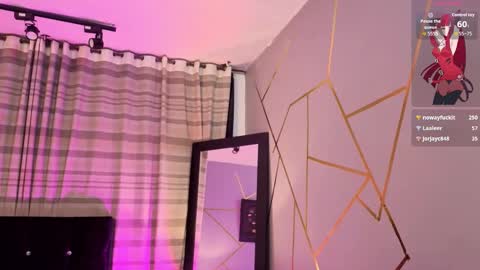 Snapshot of angel_dragun chatting on 11.12.25 Angel-dragun online show from 11.12.25