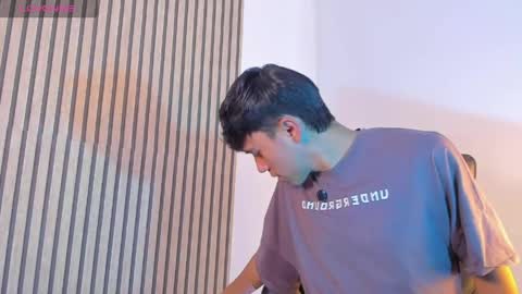 Snapshot of angel_esteban_fx chatting on 05.01.26 ngel Esteban online show from 05.01.26