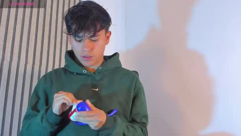 Snapshot of angel_esteban_fx chatting on 05.03.26 ngel Esteban online show from 05.03.26