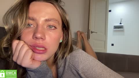 Snapshot of angel_from_sky chatting on 01.13.25 Greetings Jess online show from 01.13.25