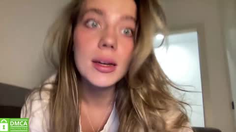 Snapshot of angel_from_sky chatting on 01.30.25 Greetings Jess online show from 01.30.25