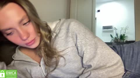 Snapshot of angel_from_sky chatting on 03.12.25 Greetings Jess online show from 03.12.25