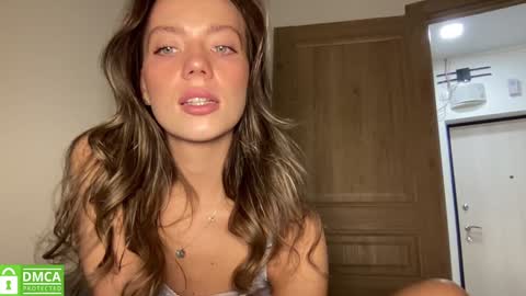 Snapshot of angel_from_sky chatting on 09.29.25 Greetings Jess online show from 09.29.25