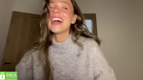 Snapshot of angel_from_sky chatting on 10.05.25 Greetings Jess online show from 10.05.25