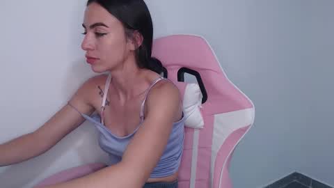 Angel Girl online show from 10.28.25