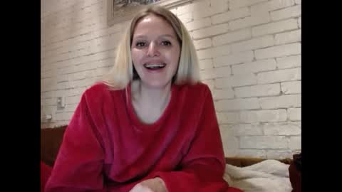 Snapshot of angel_girllovemy chatting on 01.19.25 ANGEL online show from 01.19.25