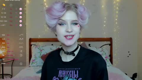 Snapshot of angel_julles chatting on 05.03.26 Angel Dust online show from 05.03.26