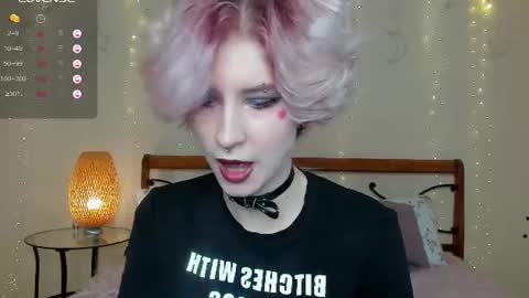 Snapshot of angel_julles chatting on 06.28.26 Angel Dust online show from 06.28.26