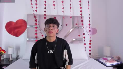 Snapshot of angel_luxx chatting on 02.26.26 Angel online show from 02.26.26