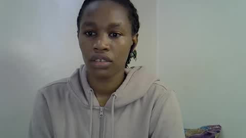 Snapshot of angel_mia5 chatting on 12.03.25 angel_mia5 online show from 12.03.25