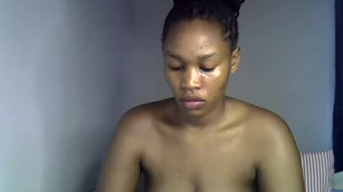 Snapshot of angel_mia5 chatting on 06.13.26 angel_mia5 online show from 06.13.26