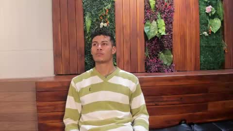 Snapshot of angel_silva_ chatting on 04.19.26 Angel online show from 04.19.26