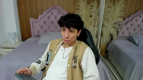 Angel online show from 06.05.26