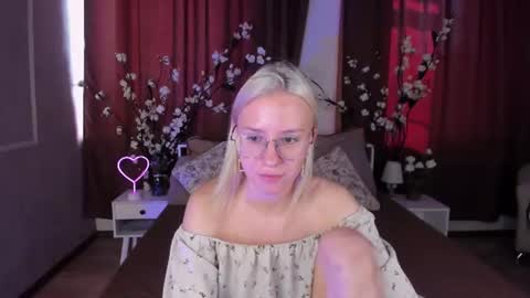 Snapshot of angel_tessa chatting on 06.22.26 Angelica online show from 06.22.26