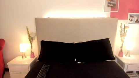 angel_velvet_ online show from 10.03.25