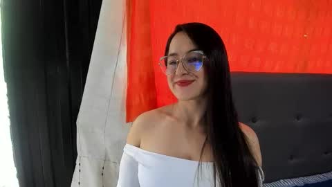 angela_nix online show from 10.27.25